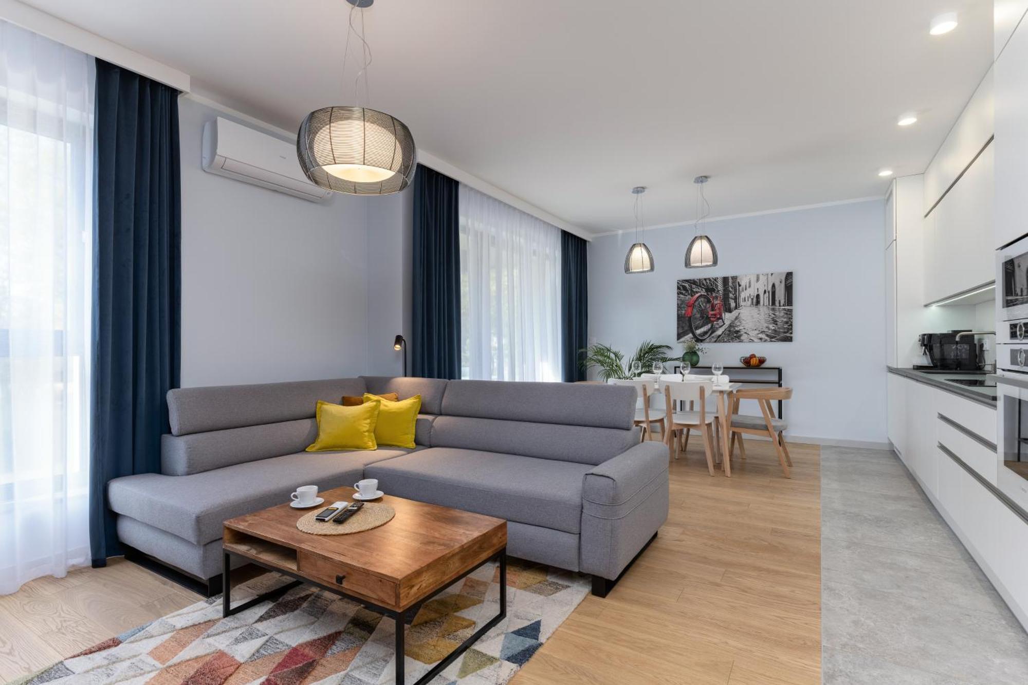 Br12 Premium Apartments , Garaz Bielsko-Biała Exterior foto
